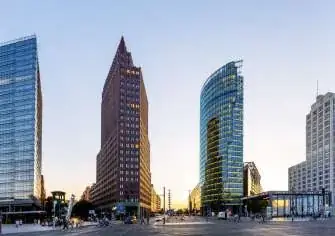 Torre Kollhoff na Potsdamer Platz.